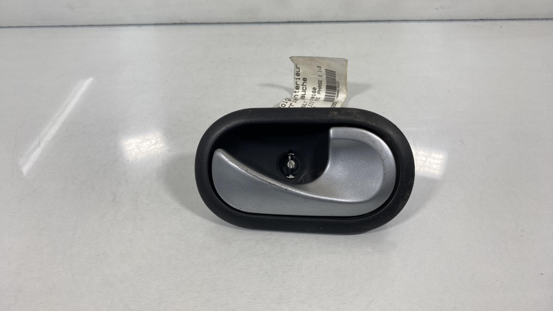 Maniglia interna posteriore sinistra RENAULT CLIO 3 PHASE 1 BREAK Diésel - 1