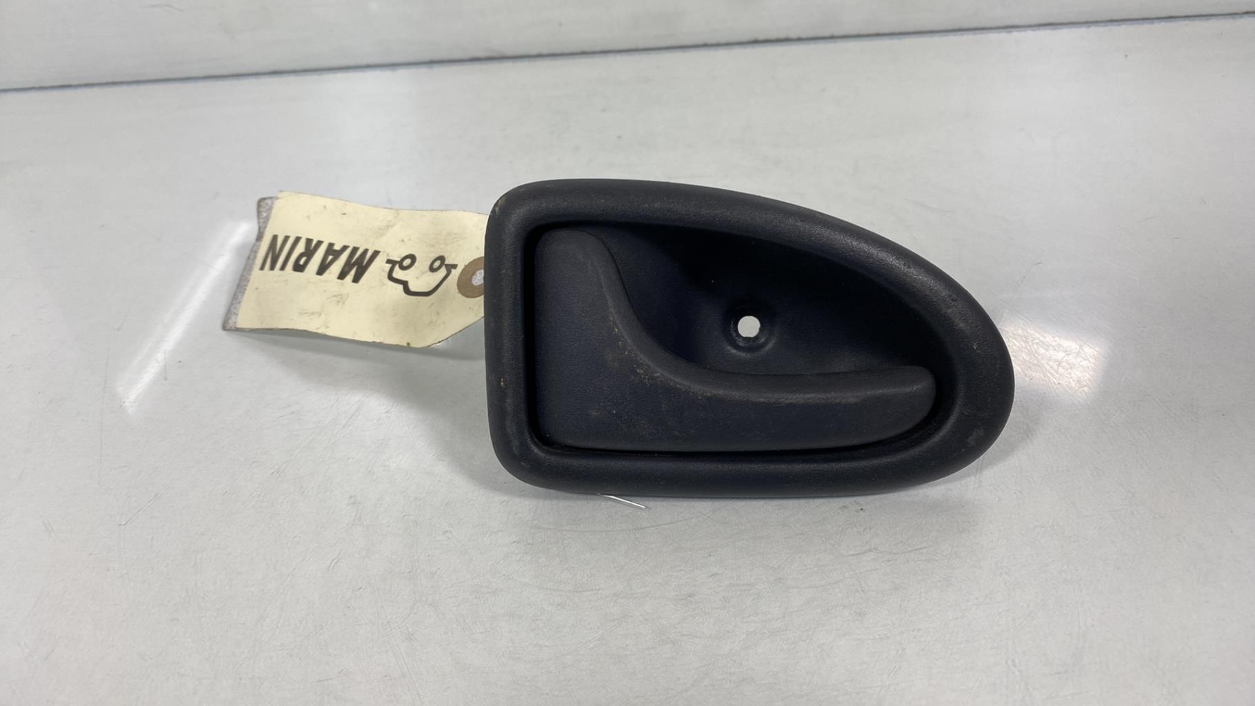Maniglia interna posteriore sinistra RENAULT CLIO 2 PHASE 2 Gasolina - 1