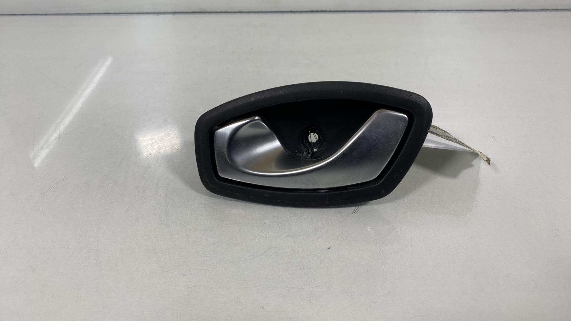 Maniglia interna posteriore sinistra RENAULT MEGANE 3 PHASE 1 Diésel - 1