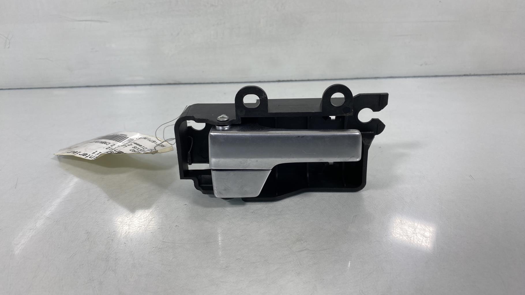 Maniglia interna anteriore destra FORD FOCUS 2 PHASE 2 CABRIOLET Diésel - 1