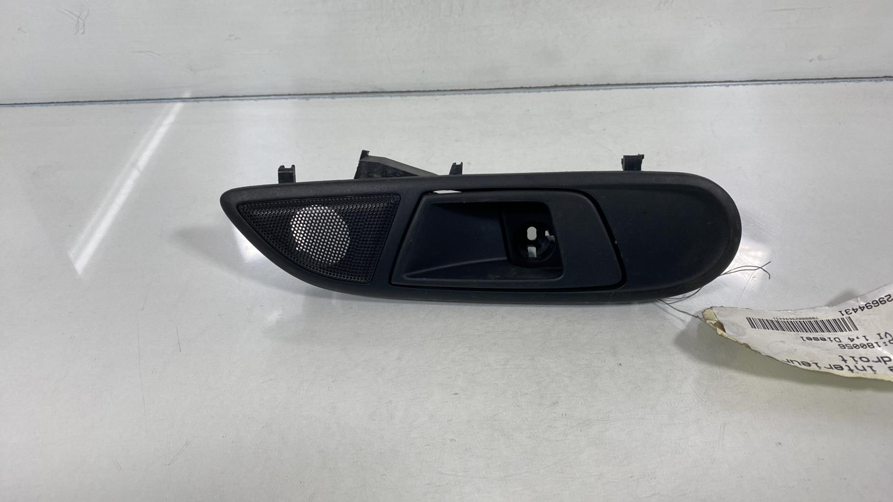 Maniglia interna anteriore destra FORD FIESTA 6 PHASE 1 Diésel - 1