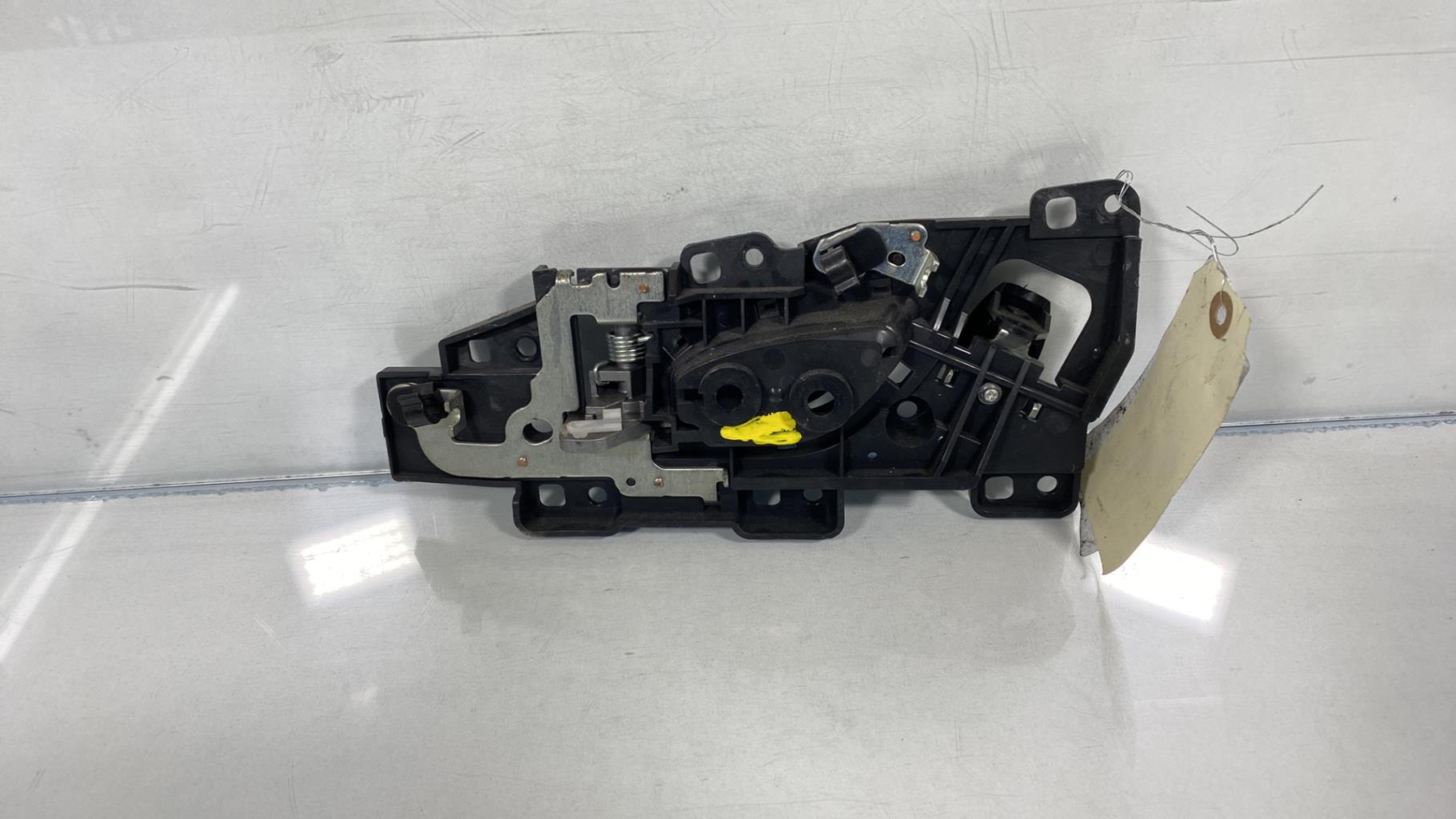Maniglia interna anteriore destra HONDA CIVIC 8 PHASE 1 Diésel - 1