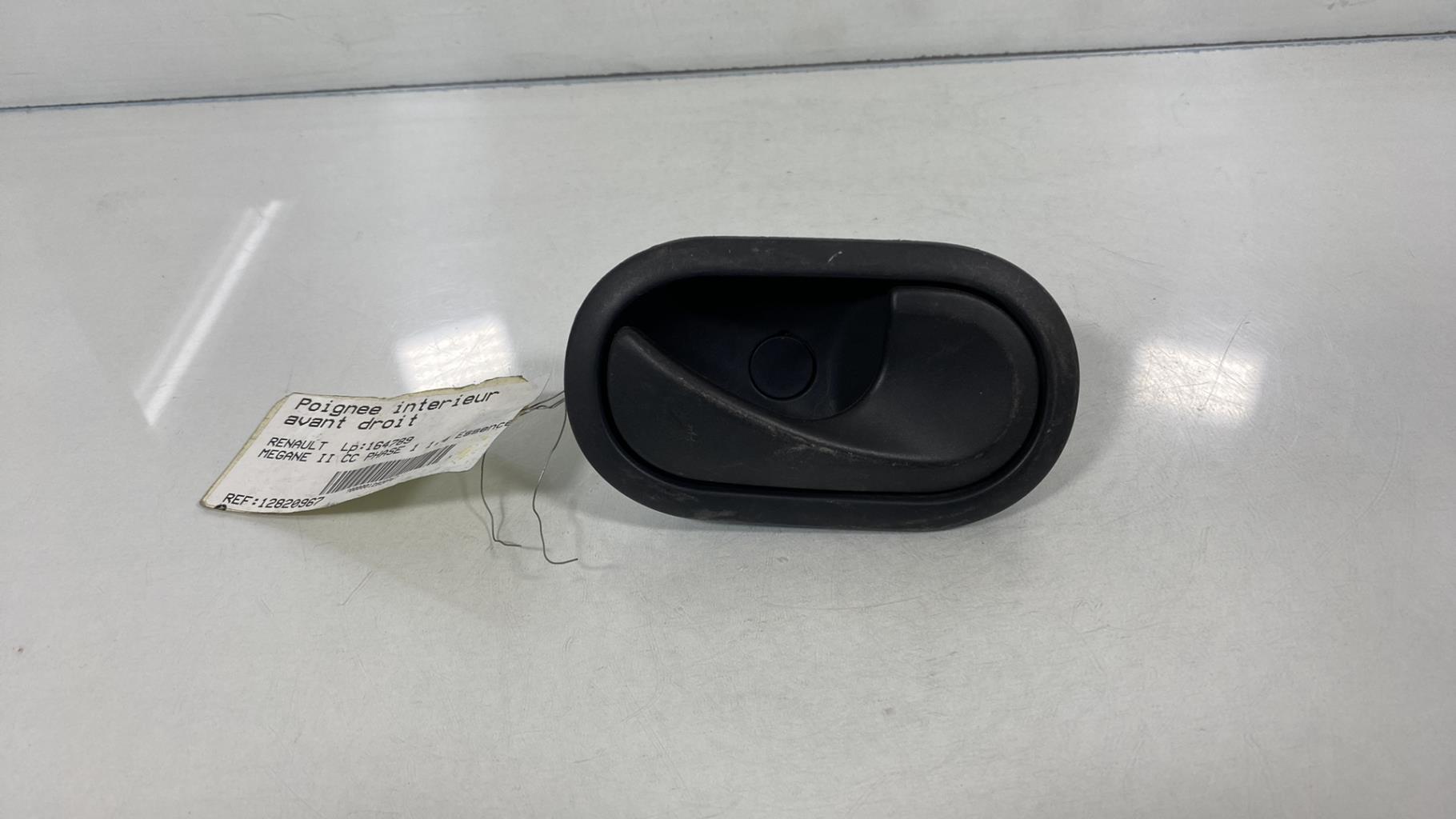 Poignee interieur avant droit RENAULT MEGANE 2 PHASE 1 Essence - 1