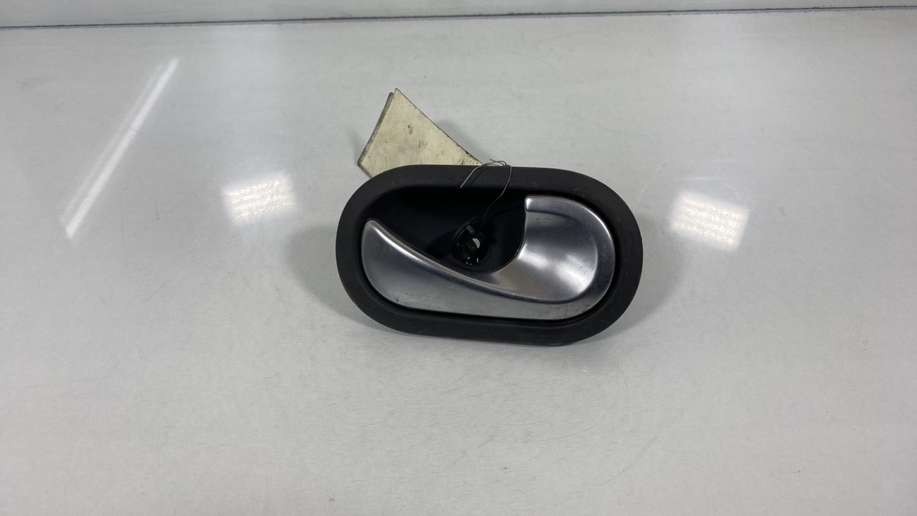 Maniglia interna anteriore destra RENAULT SCENIC 2 PHASE 1 Diésel - 1