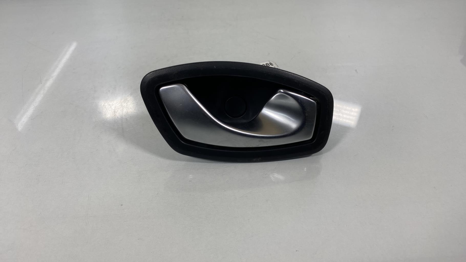 Maniglia interna anteriore destra RENAULT CLIO 4 PHASE 1 Diésel - 1