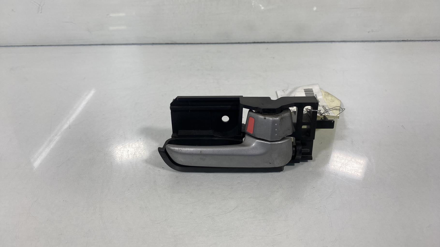 Maniglia interna anteriore destra SUZUKI SWIFT 3 Diésel - 1