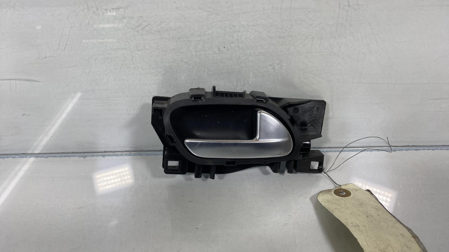 Maniglia interna anteriore destra PEUGEOT 208 1 PHASE 1 Diésel - 1