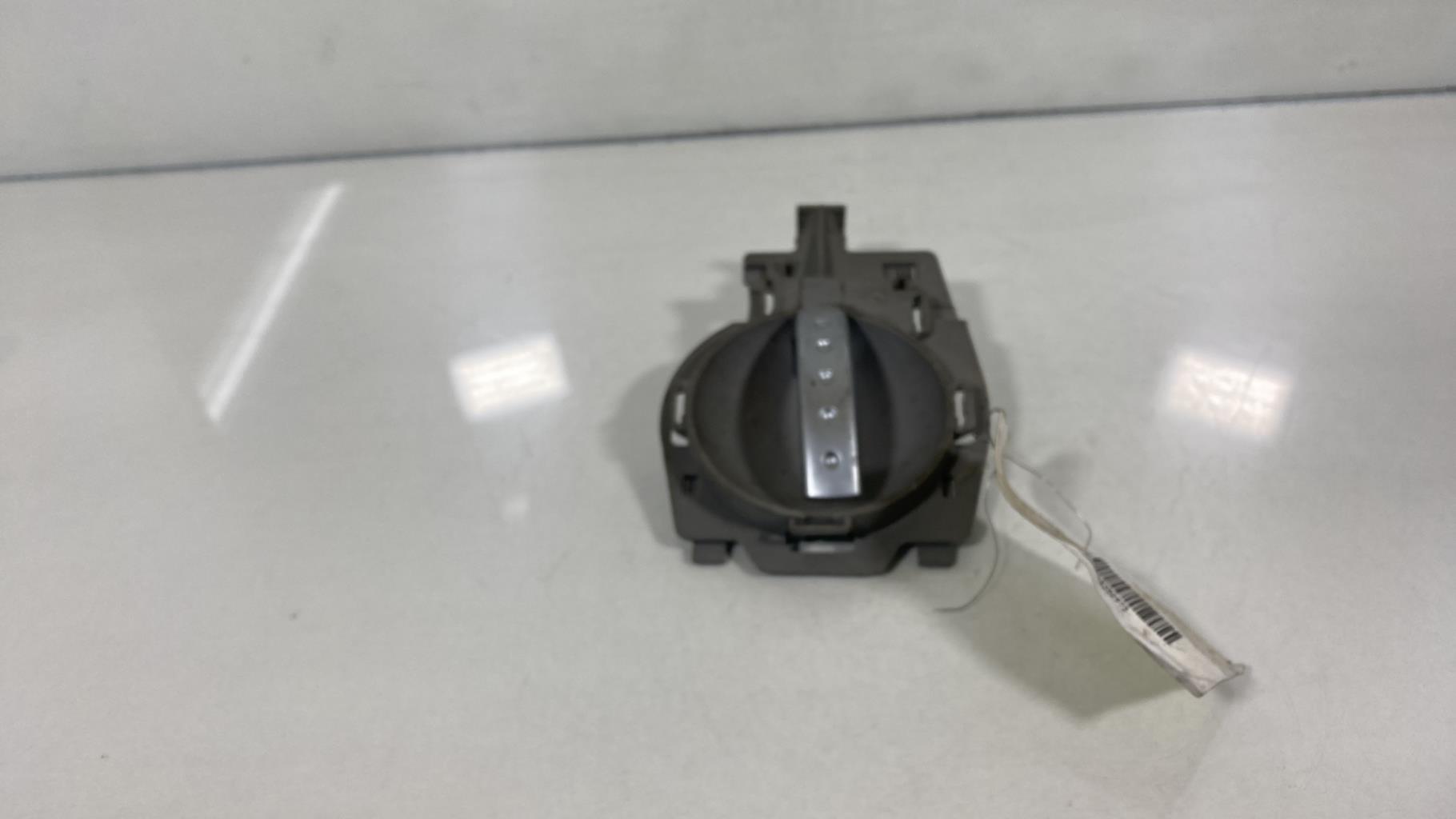 Maniglia interna anteriore sinistra CITROEN C3 1 PHASE 1 Gasolina - 1