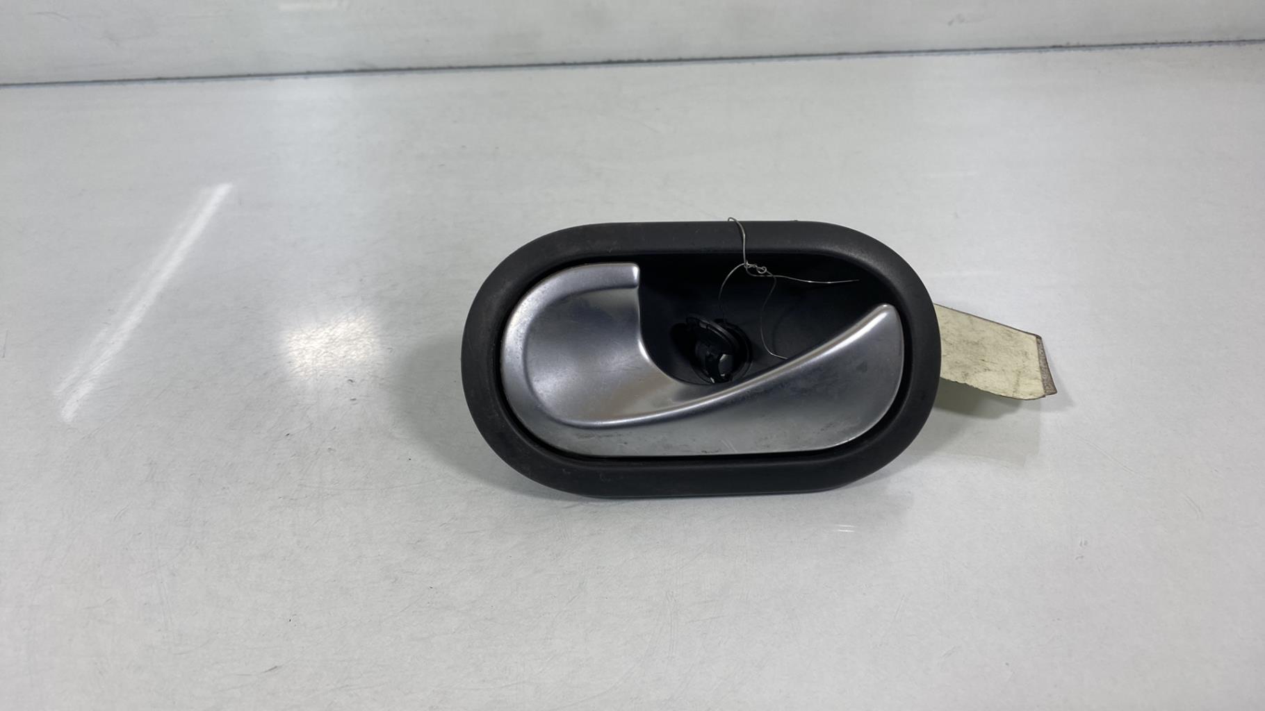 Maniglia interna anteriore sinistra RENAULT SCENIC 2 PHASE 1 Diésel - 1