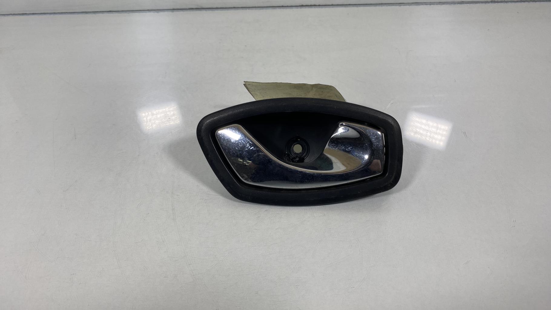 Maniglia interna anteriore sinistra RENAULT MEGANE 3 PHASE 2 BREAK Diésel - 1