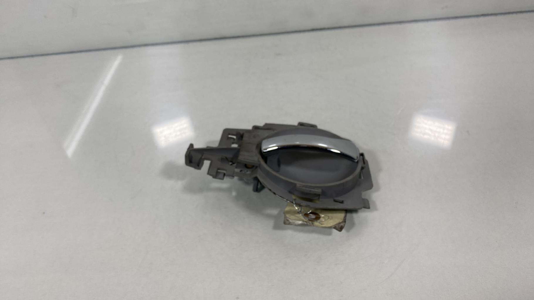 Maniglia interna anteriore sinistra CITROEN C3 1 PHASE 1 Gasolina - 1