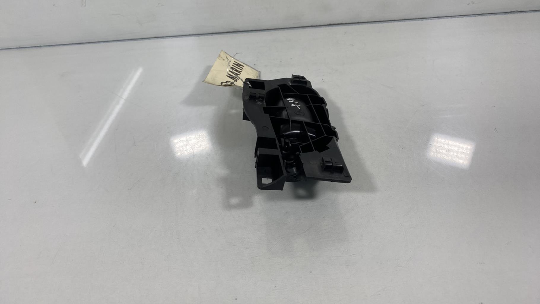 Maniglia interna anteriore sinistra PEUGEOT 208 1 PHASE 2 Gasolina - 1
