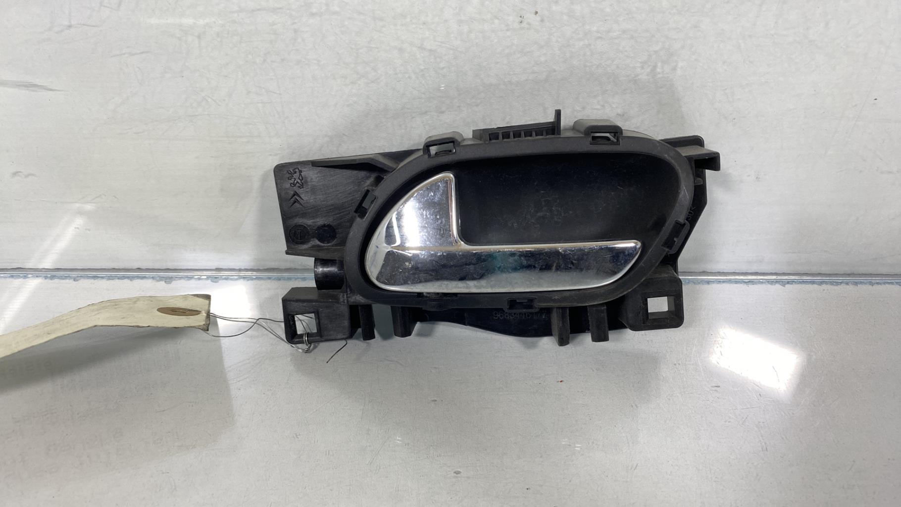 Maniglia interna anteriore sinistra CITROEN C3 2 PHASE 1 Diésel - 1