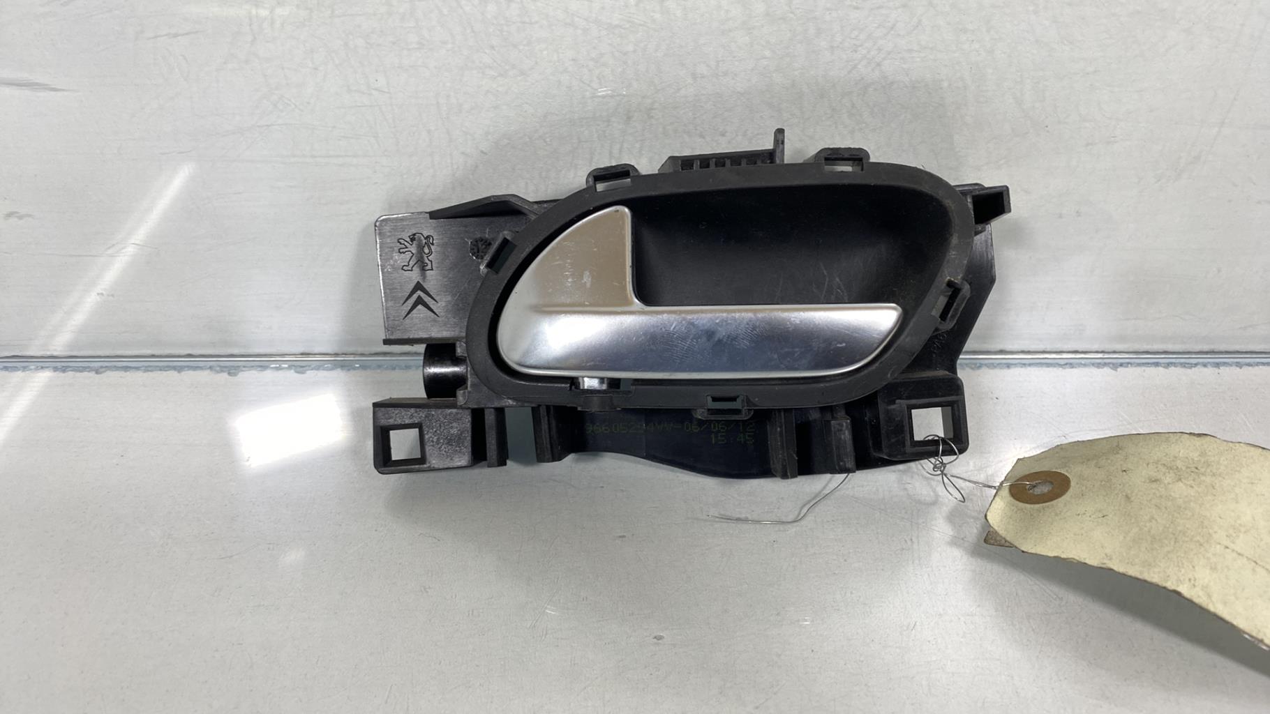Maniglia interna anteriore sinistra PEUGEOT 208 1 PHASE 1 Diésel - 1
