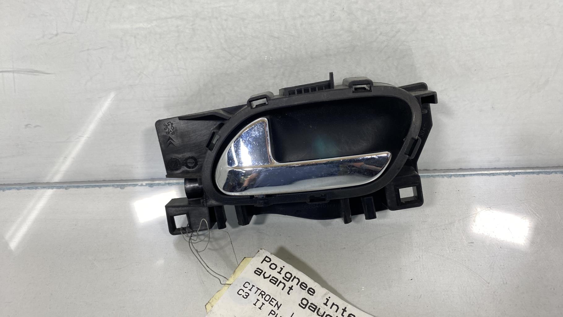 Poignee interieur avant gauche CITROEN C3 2 PHASE 1 Diesel - 1
