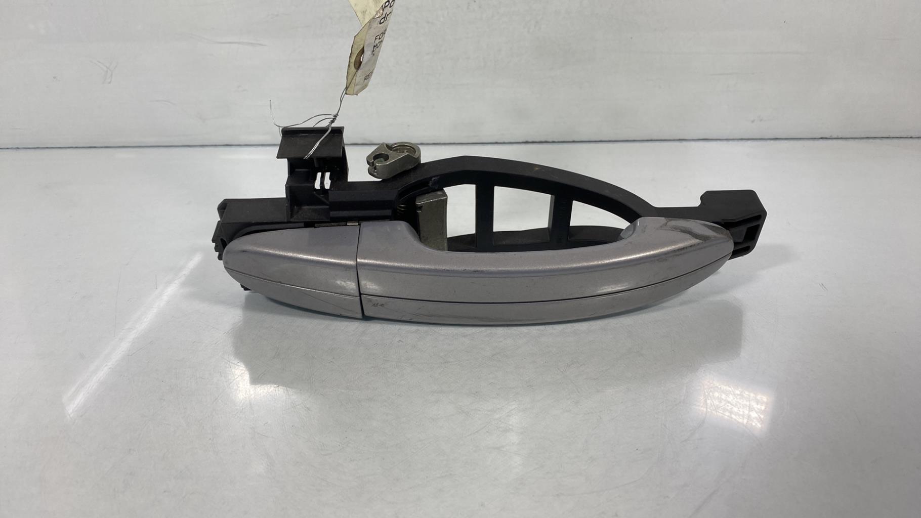 Maniglia portiera posteriore destra FORD MONDEO 3 PHASE 2 Diésel - 1