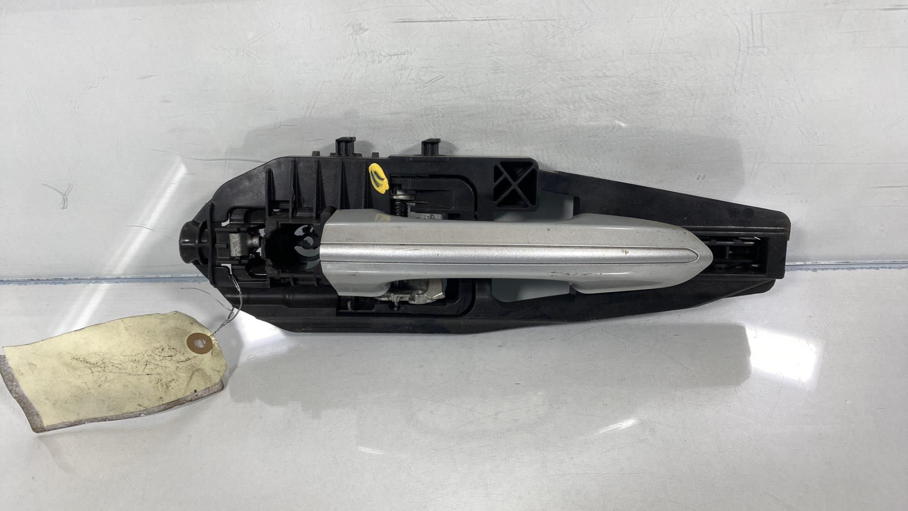 Maniglia portiera posteriore sinistra FORD MONDEO 4 PHASE 1 BREAK Gasolina - 1