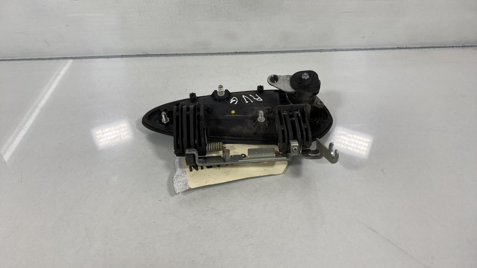 Maniglia portiera anteriore sinistra FIAT GRANDE PUNTO Diésel - 1