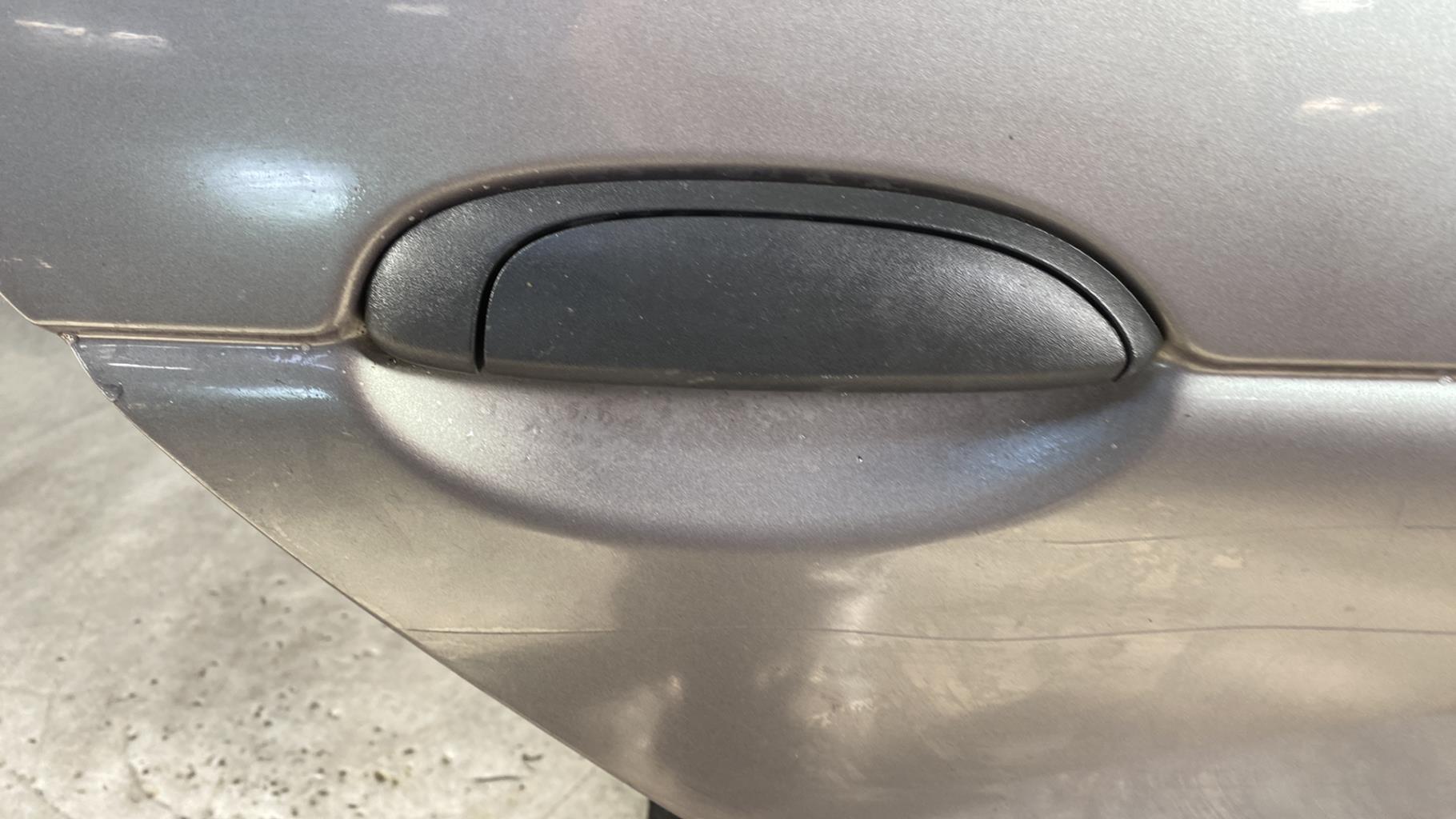 Portiera posteriore destra RENAULT MEGANE 1 PHASE 2 Gasolina - 1