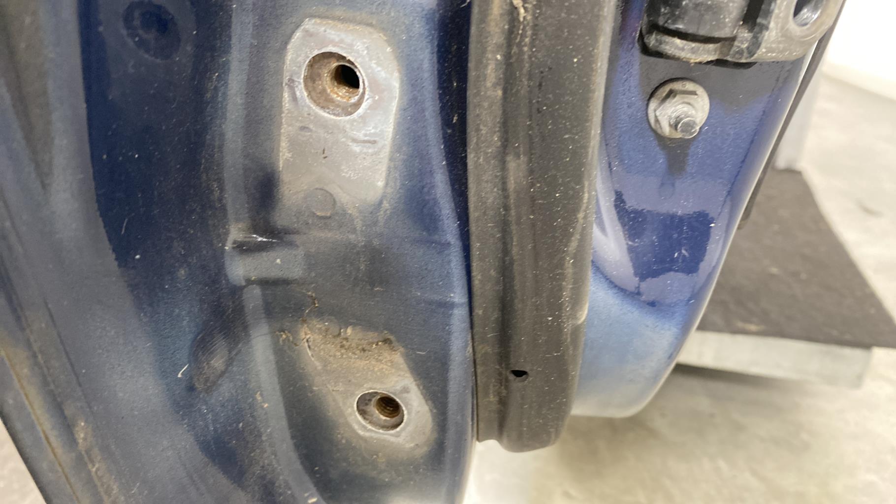 Portiera anteriore destra FORD FIESTA 6 PHASE 1 Diésel - 1