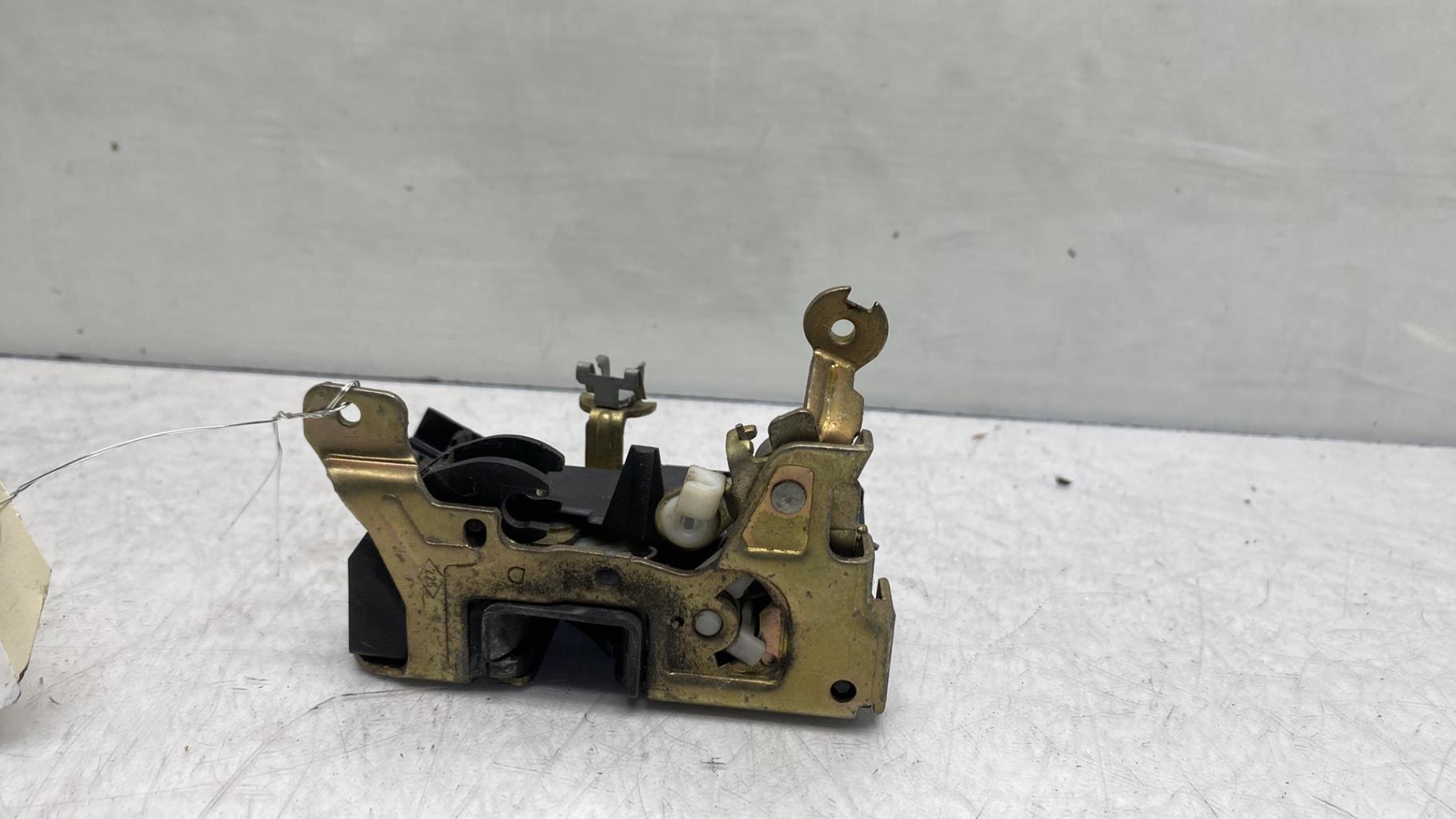 Serrure avant droit RENAULT KANGOO 1 PHASE 1  - 1