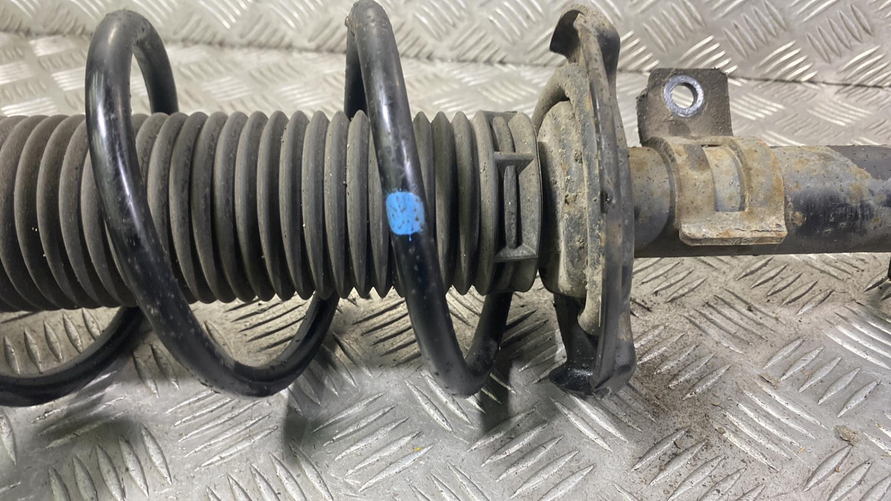Ammortizzatore anteriore destro SUZUKI SWIFT 4 Diésel - 1