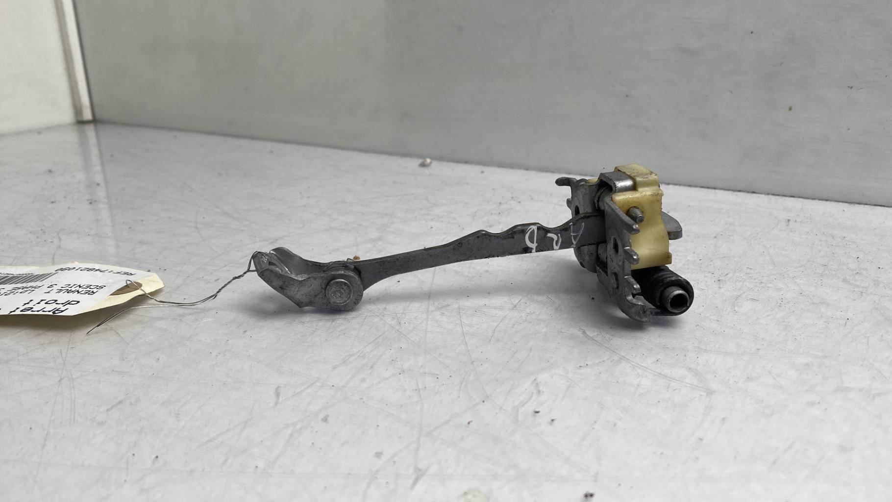 Arresto portiera posteriore destra RENAULT SCENIC 3 PHASE 3 Diésel - 1