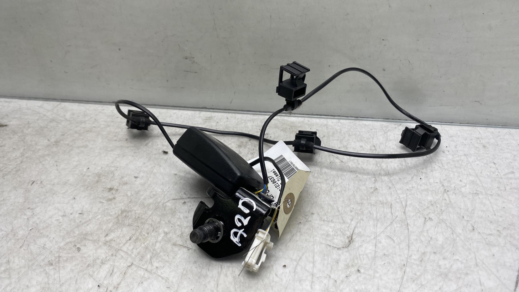 Aggancio cintura sicurezza posteriore destro ALFA ROMEO MITO PHASE 1 Diésel - 1