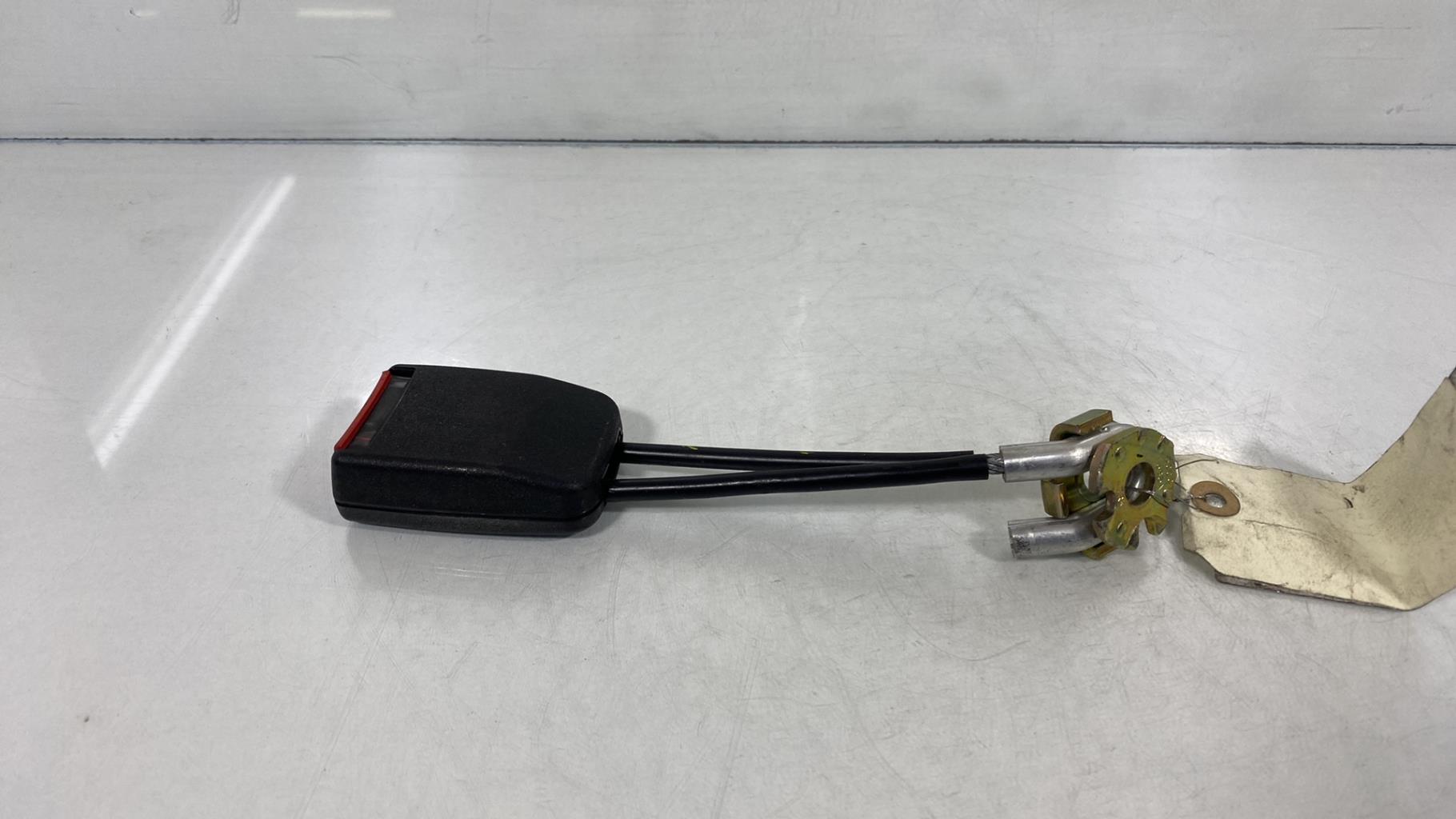 Aggancio cintura sicurezza posteriore destro VOLKSWAGEN NEW BEETLE 1 PHASE 1 Diésel - 1