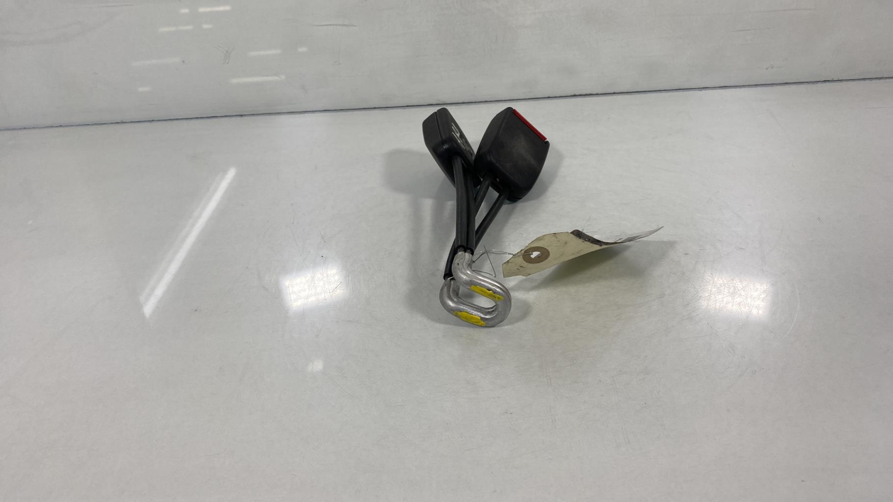 Aggancio cintura sicurezza posteriore destro SEAT IBIZA 2 PHASE 3 Gasolina - 1