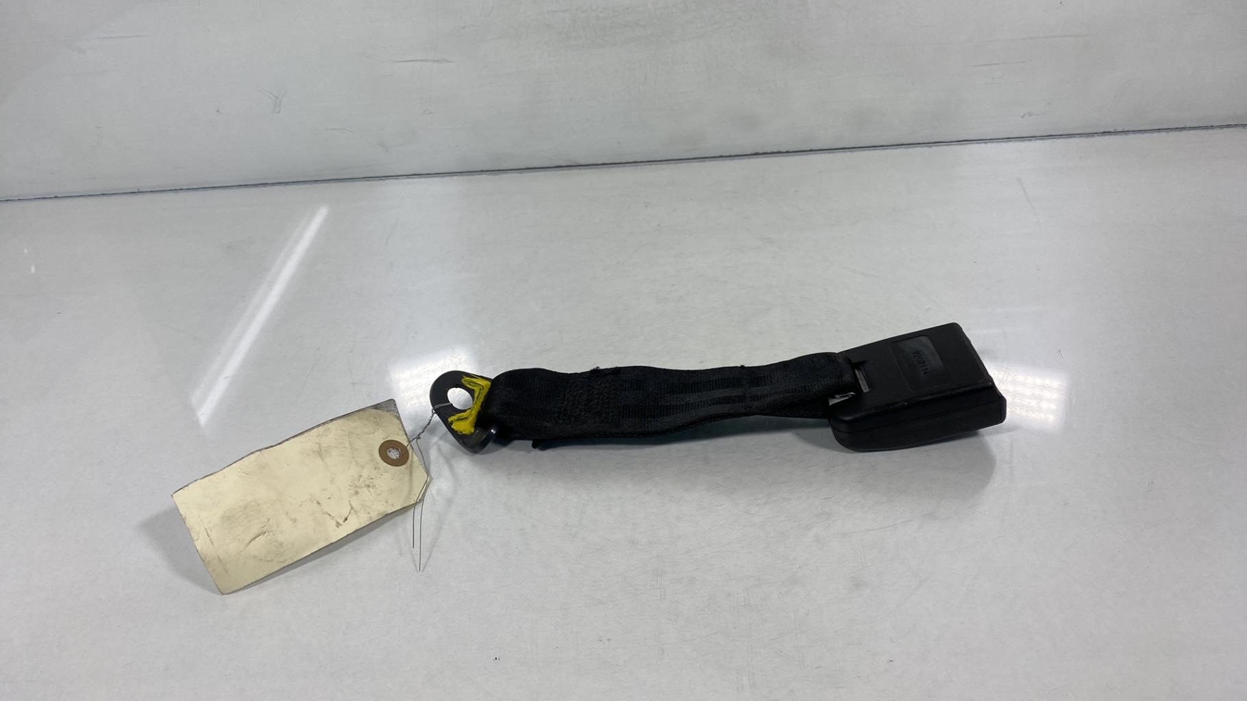 Aggancio cintura sicurezza posteriore destro PEUGEOT 206+ Diésel - 1