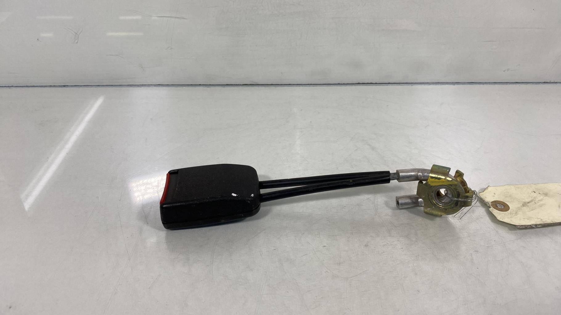 Aggancio cintura sicurezza posteriore sinistro VOLKSWAGEN NEW BEETLE 1 PHASE 1 Diésel - 1