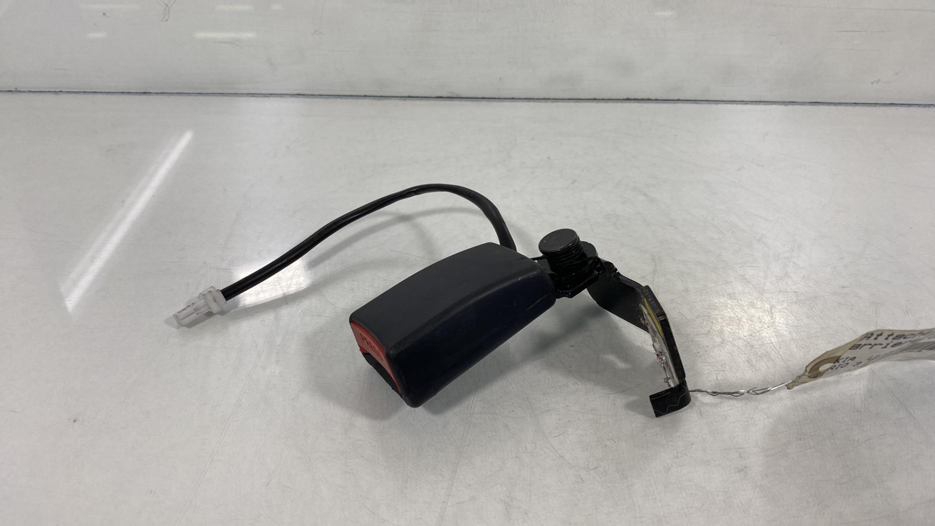 Aggancio cintura sicurezza posteriore sinistro KIA RIO 3 PHASE 1 Diésel - 1