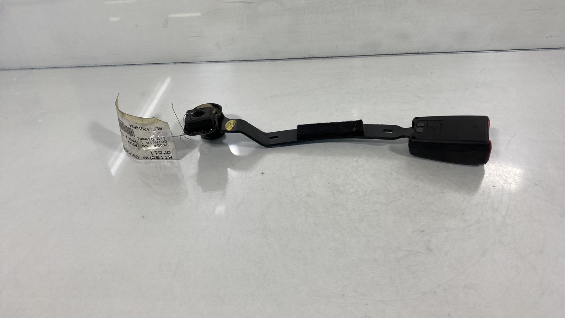 Aggancio cintura sicurezza anteriore destro SKODA OCTAVIA 1 PHASE 2 Diésel - 1