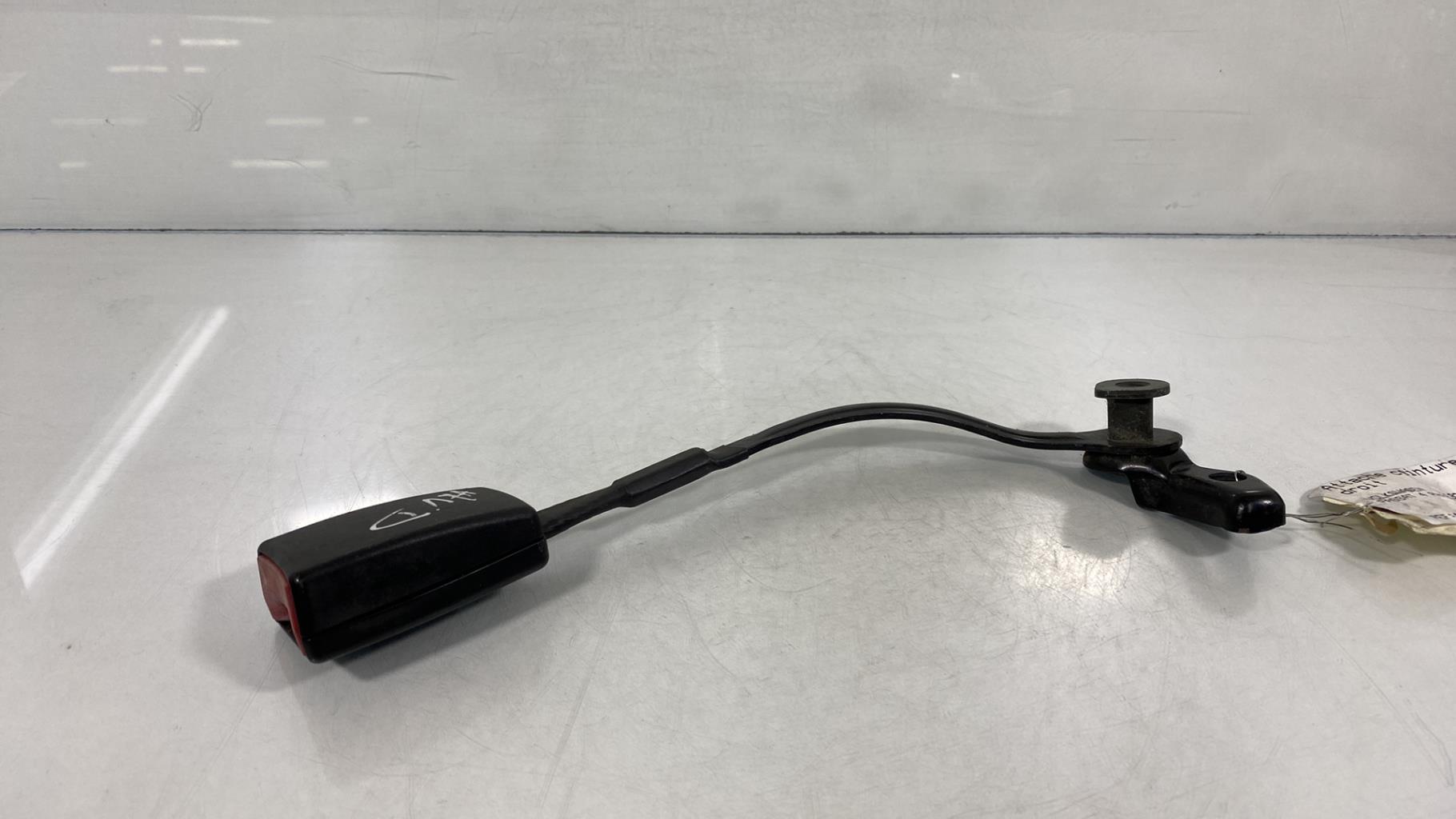 Aggancio cintura sicurezza anteriore destro VOLKSWAGEN PASSAT 4 PHASE 2 Diésel - 1