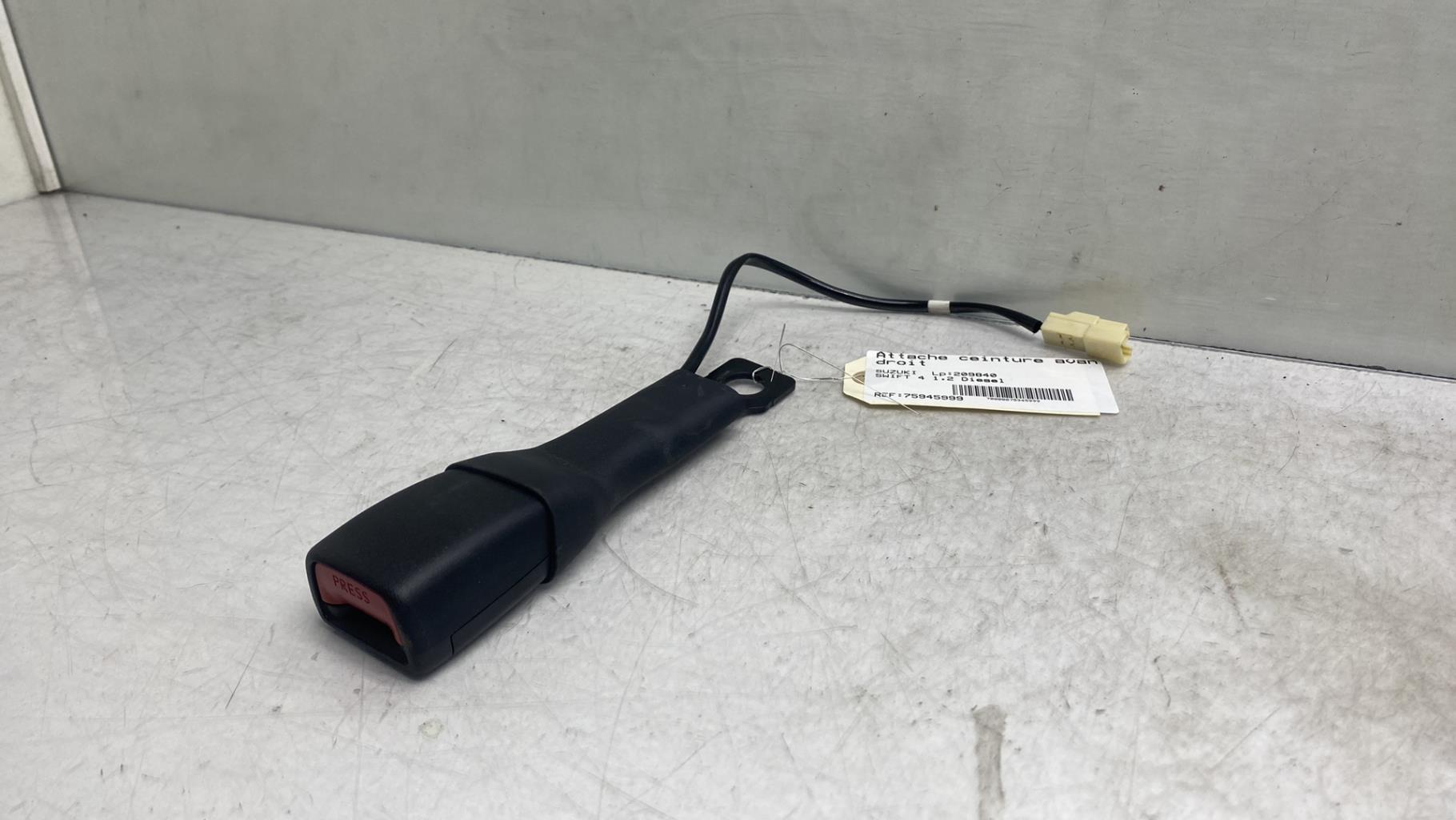 Aggancio cintura sicurezza anteriore destro SUZUKI SWIFT 4 Diésel - 1