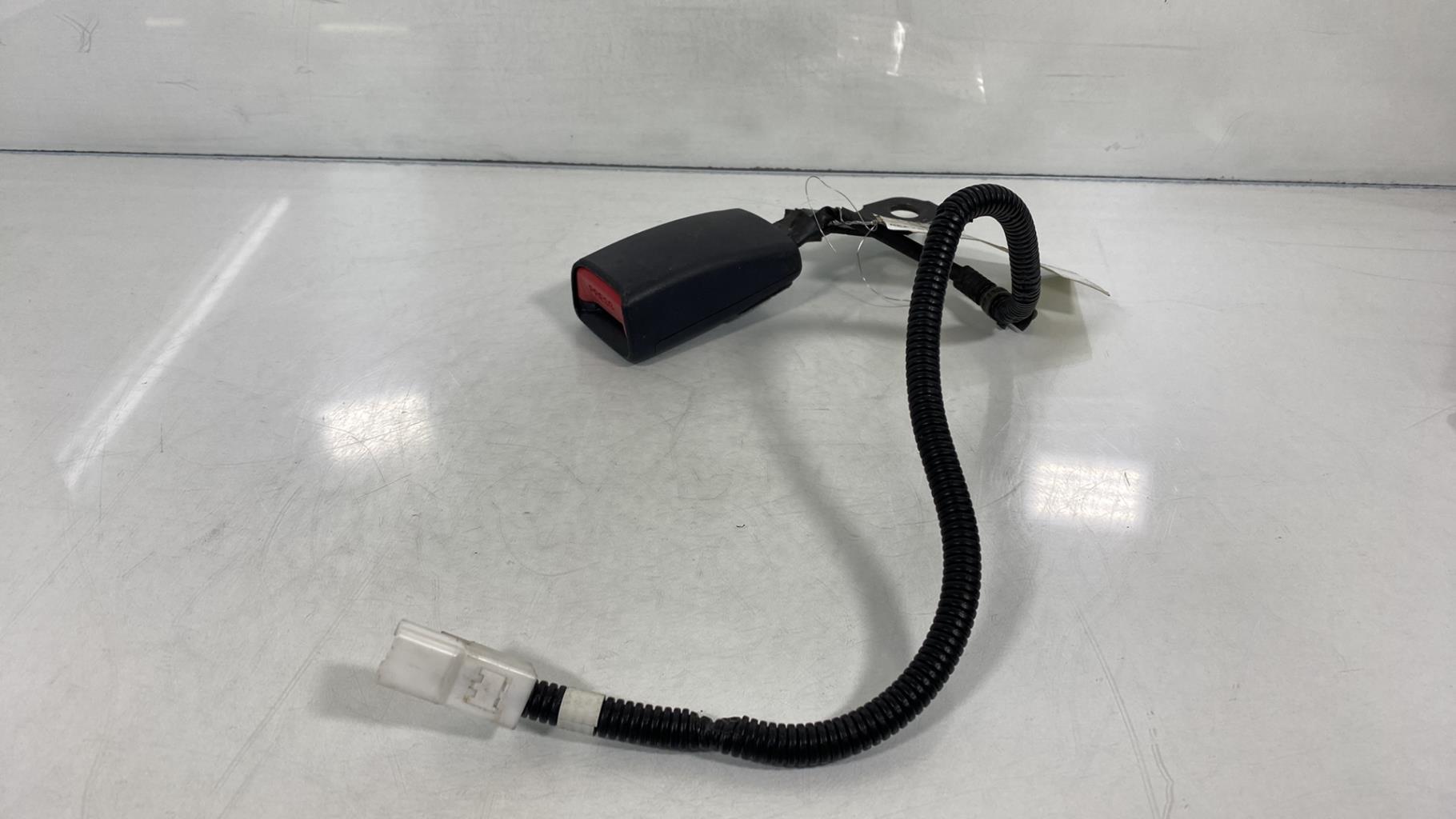 Aggancio cintura sicurezza anteriore destro KIA RIO 3 PHASE 1 Diésel - 1