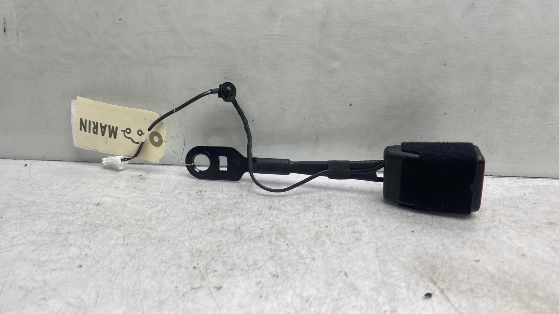 Aggancio cintura sicurezza anteriore destro CITROEN C3 3 PHASE 1 Diésel - 1