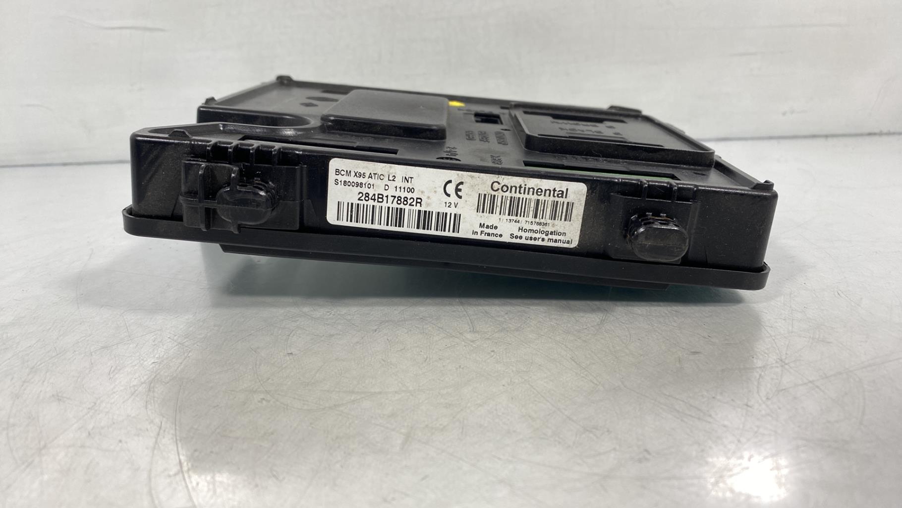 Boitier UCH RENAULT MEGANE 3 PHASE 1 Diesel - 1
