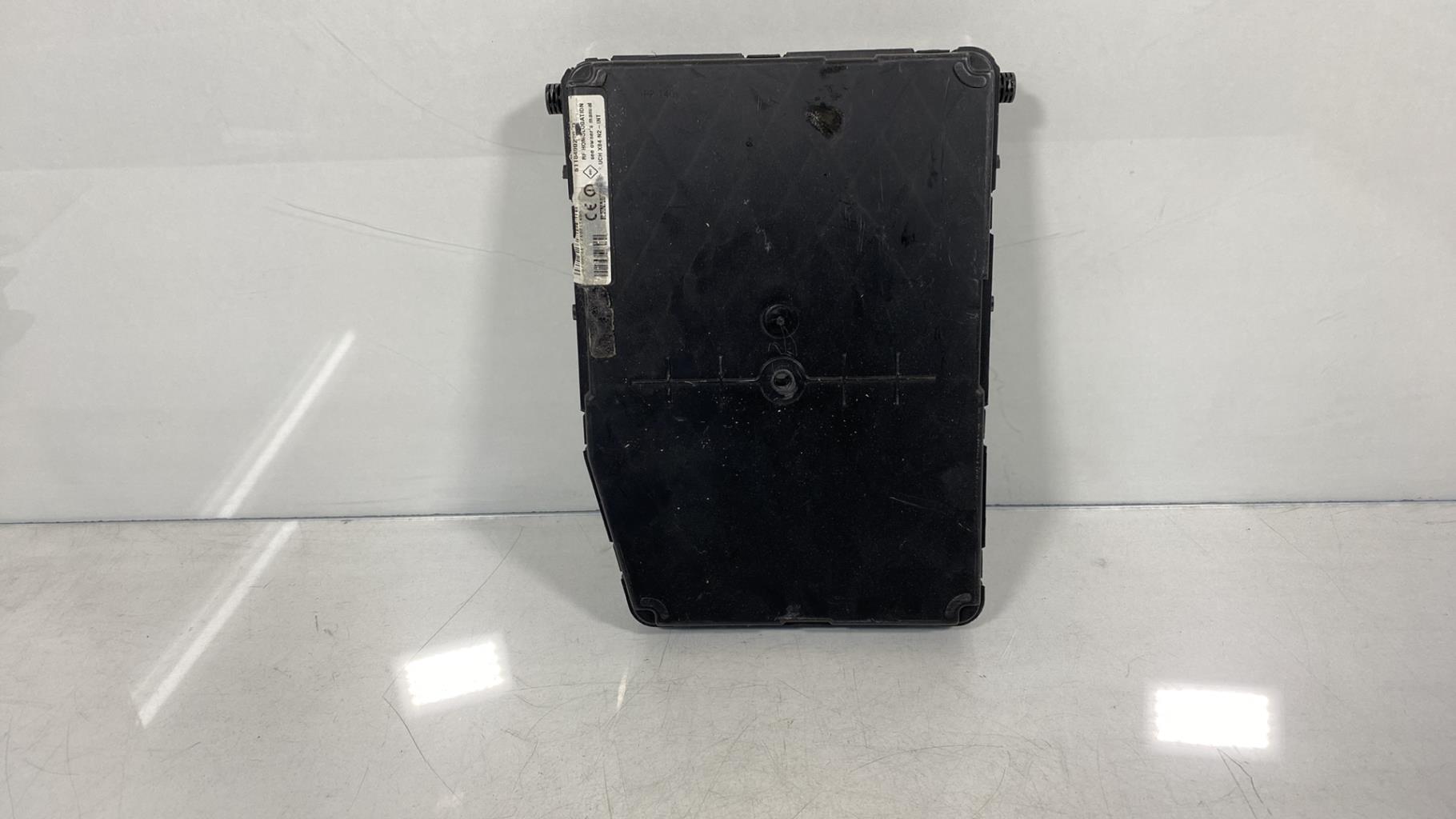 Boitier UCH RENAULT MEGANE 2 PHASE 1 Diesel - 1