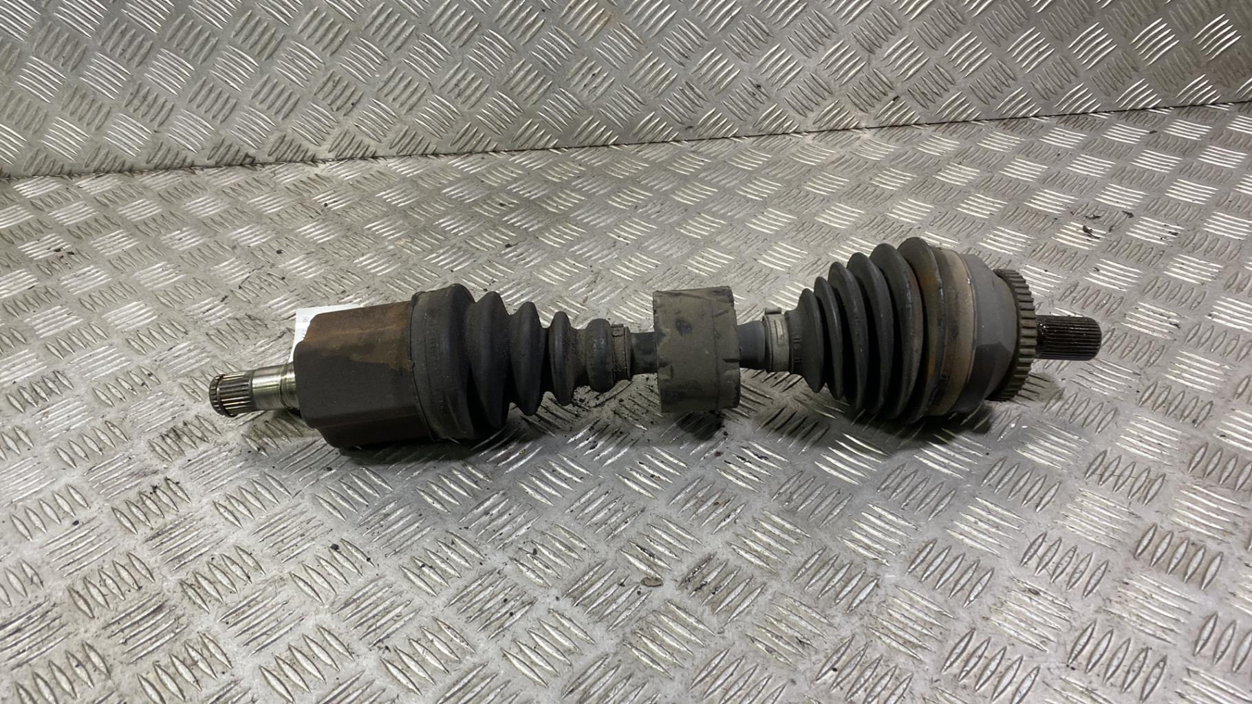 Giunto cardanico albero di trasmissione sinistro VOLVO V 70 1 PHASE 3 BREAK Diésel - 1