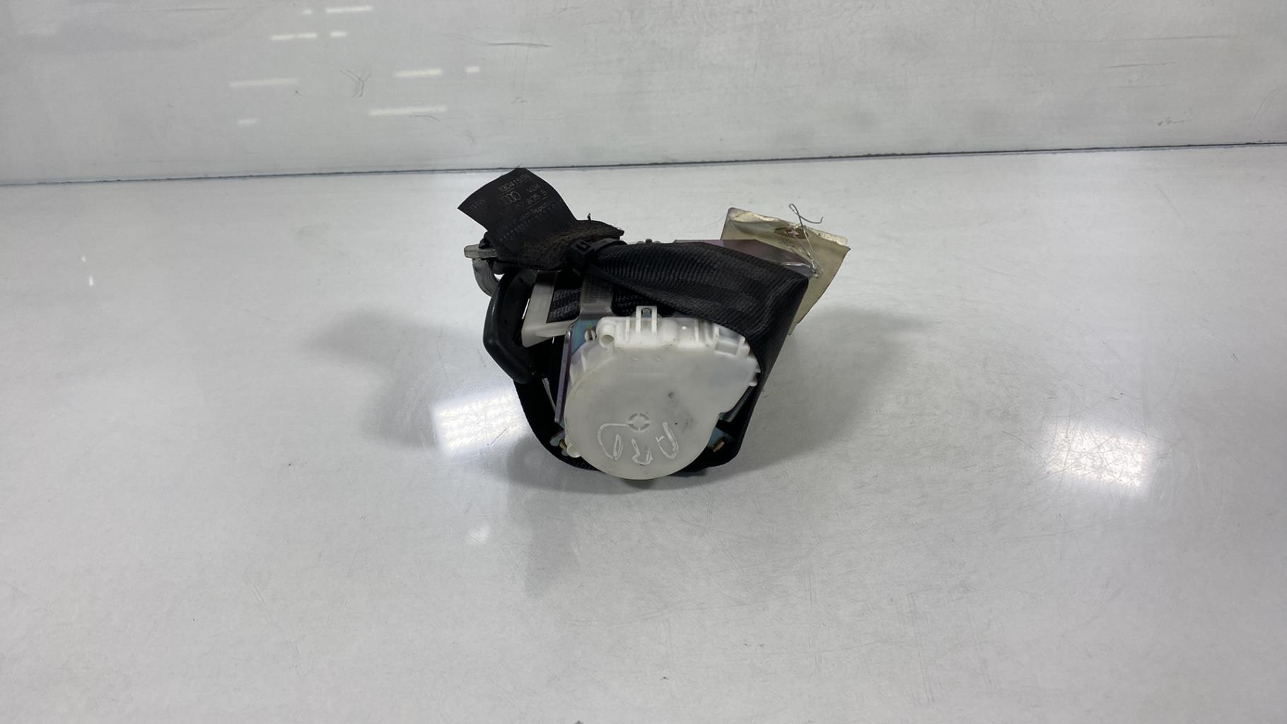 Ceinture arriere droit AUDI A3 2 PHASE 1 Diesel - 1