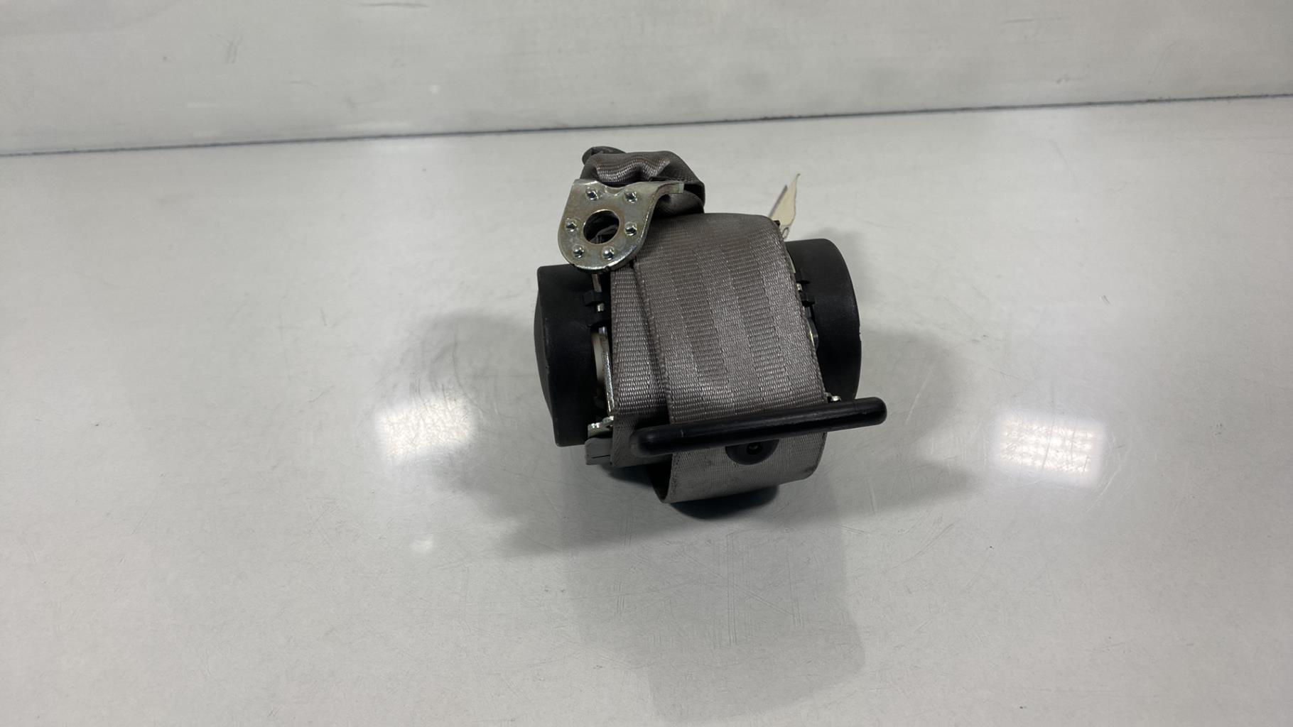 Cintura di sicurezza posteriore sinistra AUDI A4 2 AVANT PHASE 2 BREAK Diésel - 1