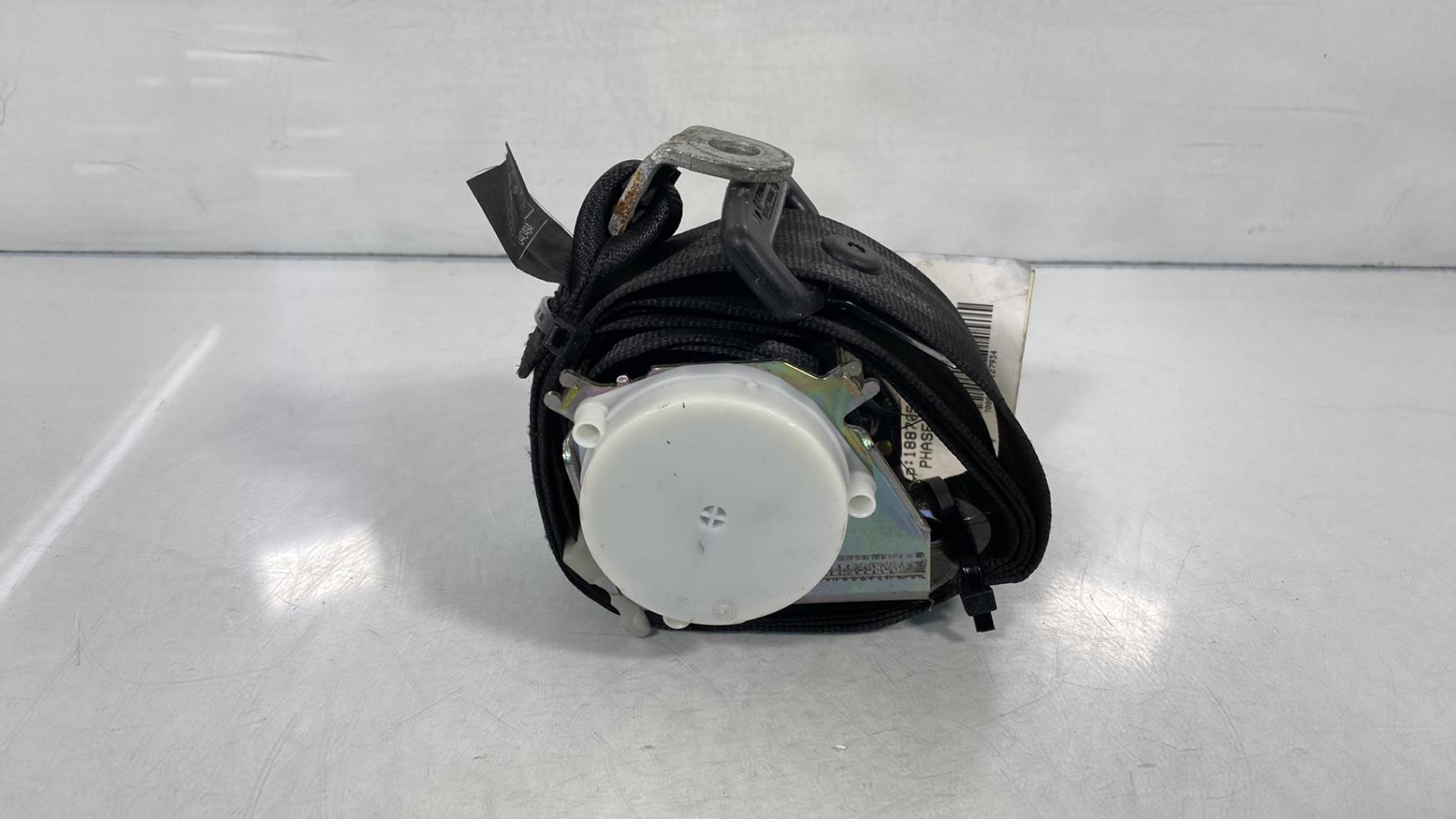 Cintura di sicurezza posteriore sinistra AUDI A3 2 PHASE 1 Diésel - 1