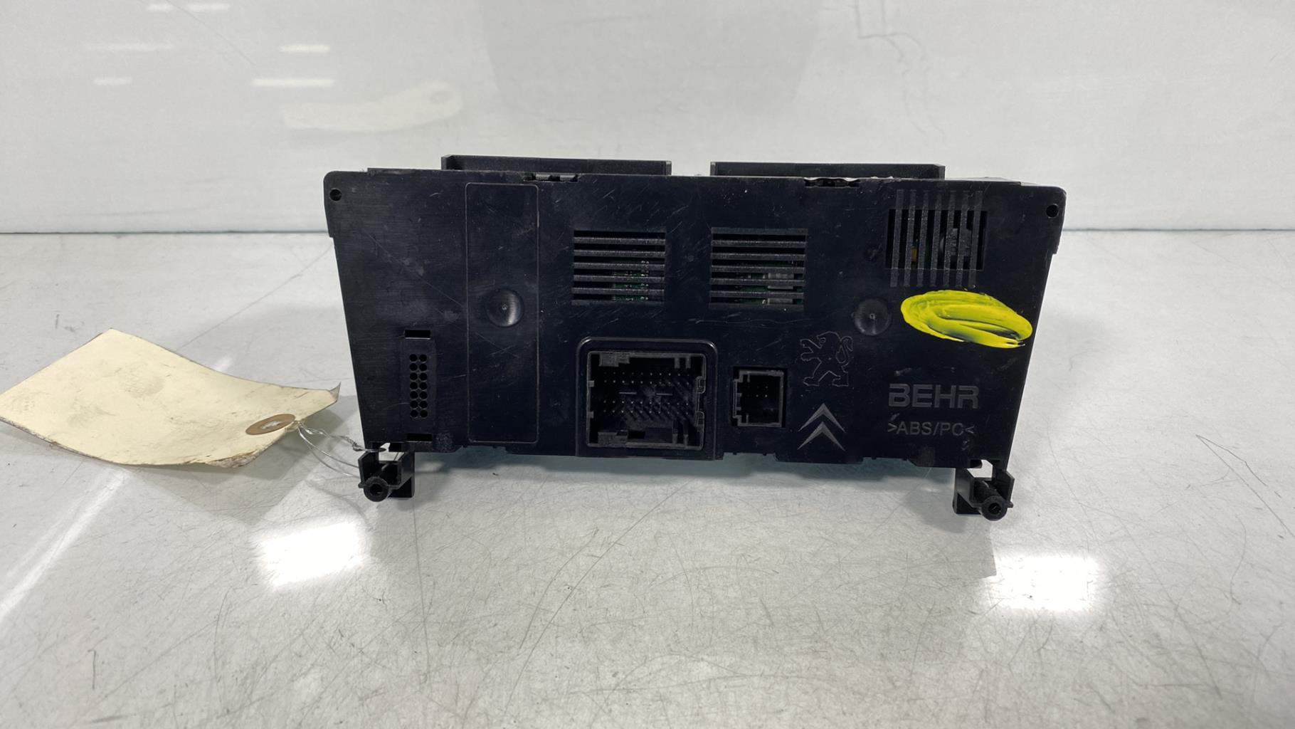 Commande chauffage PEUGEOT 3008 1 PHASE 1 Diesel - 1