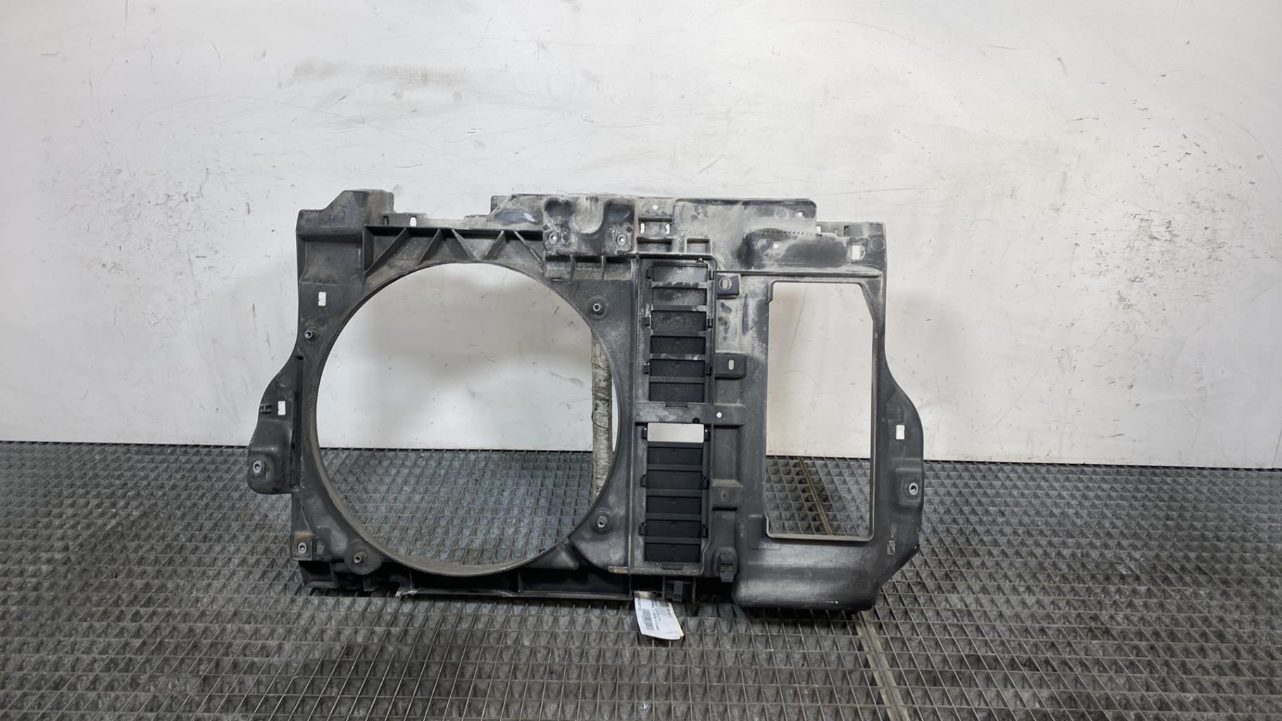 Face avant PEUGEOT 407 PHASE 1 BREAK Diesel - 1