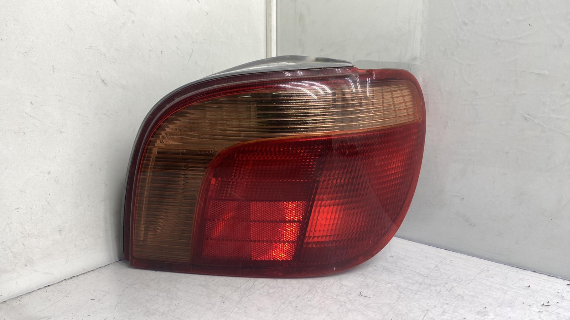 Fanale posteriore principale destro (luci) TOYOTA YARIS 1 PHASE 1 Gasolina - 1