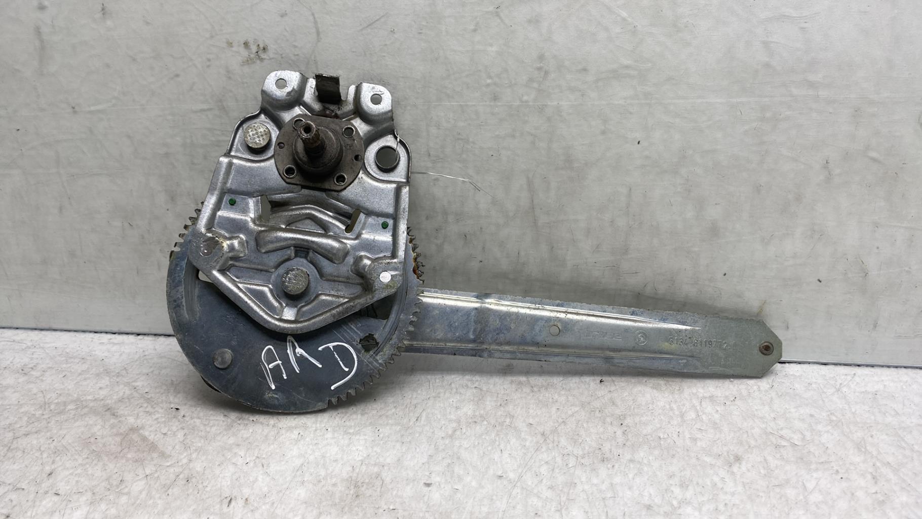 Alzacristalli manuale posteriore destro BMW SERIE 3 E36 Gasolina - 1