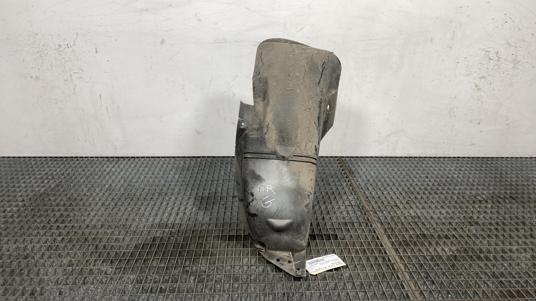 Parasale posteriore sinistro RENAULT CLIO 2 PHASE 2 Gasolina - 1