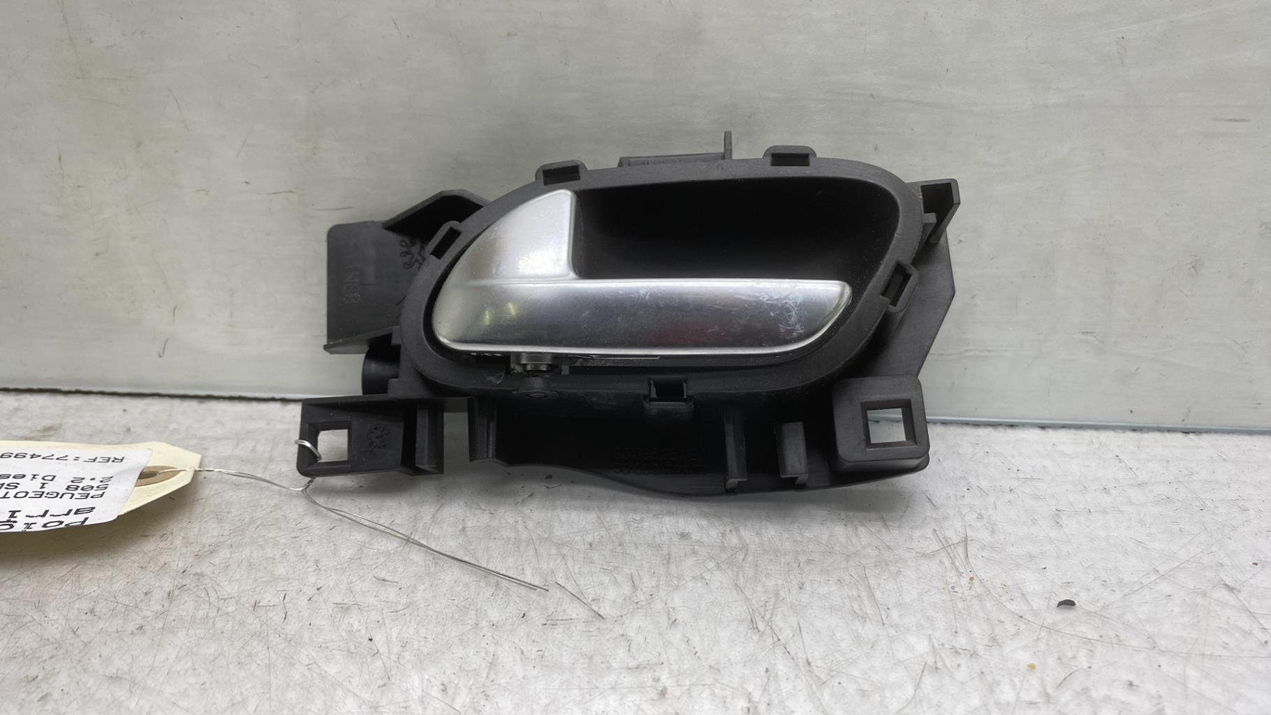 Maniglia interna posteriore sinistra PEUGEOT 508 1 SW PHASE 1 BREAK Diésel - 1
